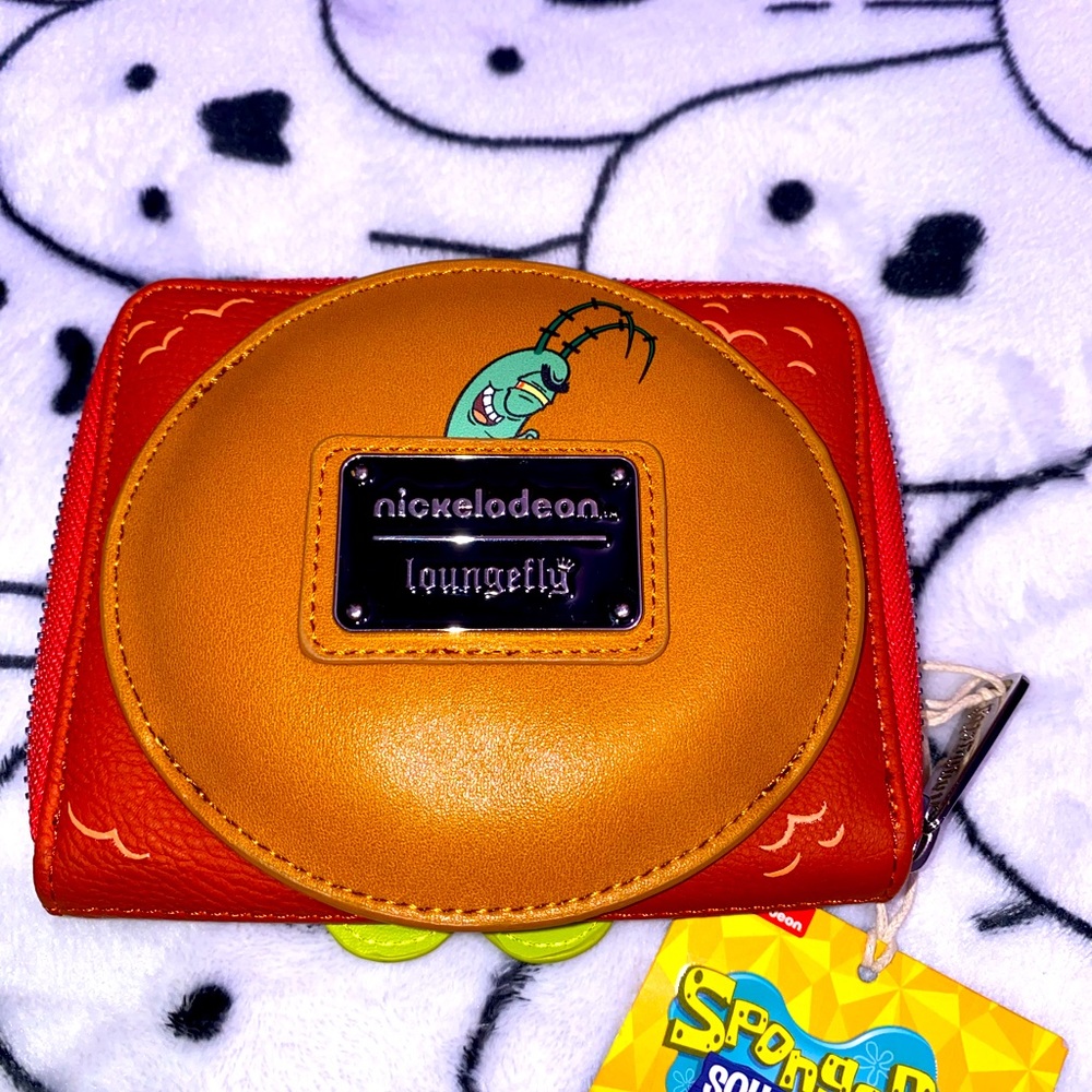 Loungefly krabby patty wallet